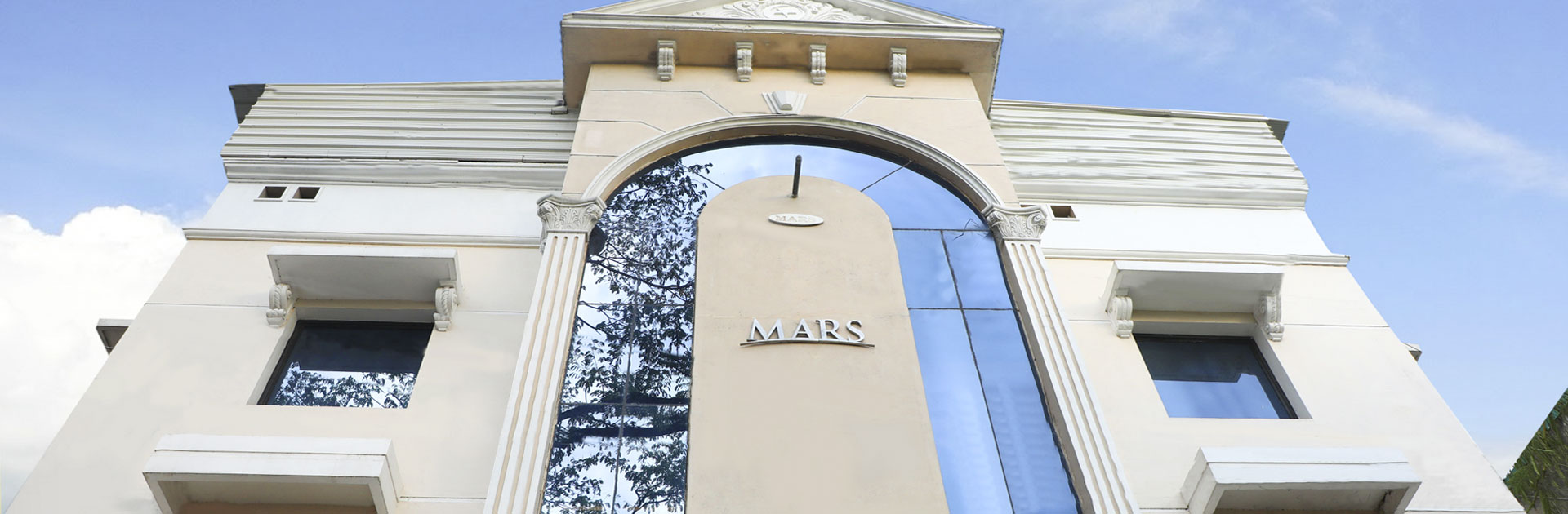 Mars Deluxe Hotel